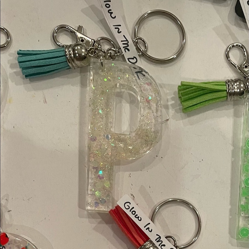 Resin Custom Initial Keychains - Picture 5 of 8
